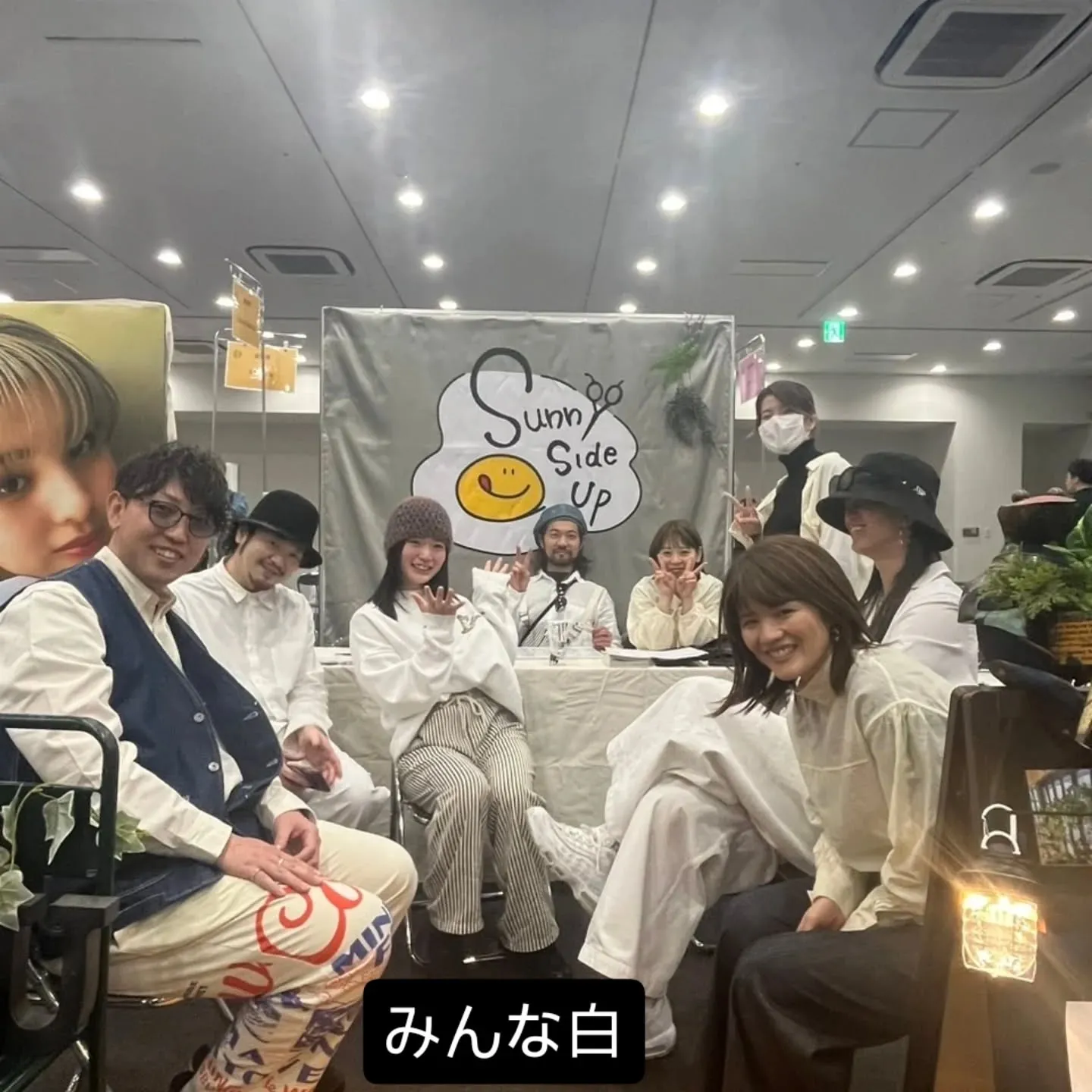 今日は社員全員で就職説明会にいってきました!